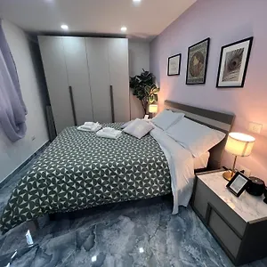 Borgo 1313 Apartamento Nápoles